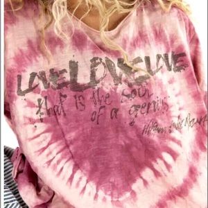 Magnolia Pearl One-Size Fits Most Boho t shirt